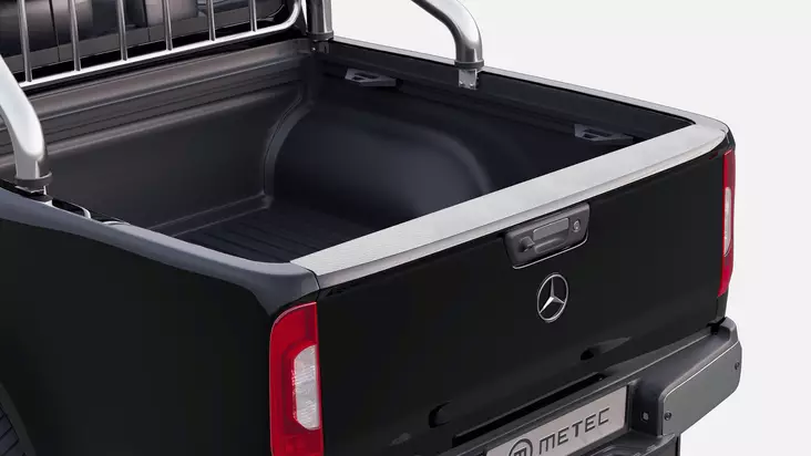 Kantskydd bakläm, MB X-CLASS 2017- - Mercedes-Benz - 8020102560 - 1