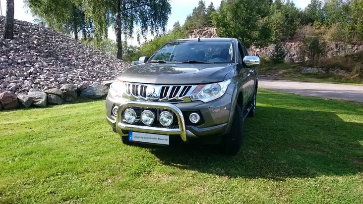 Mitsubishi L200 2016+ Frontbåge 76mm - Mitsubishi - 7000010362 - 1