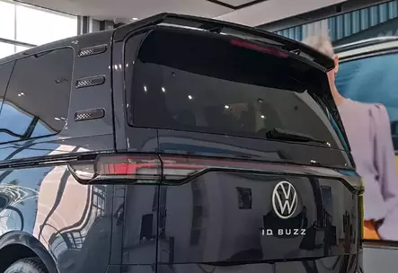 Takspoiler Volkswagen ID BUZZ 2023+ - Volkswagen - 8020107984 - 2