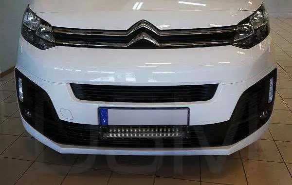 Citroen Jumpy Ledramp + modellanpassat fäste - Citroen - 8020100304 - 1