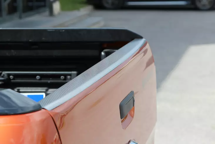 Kantskydd bakläm, Ford Ranger 2012- - Ford - 8020102556 - 1