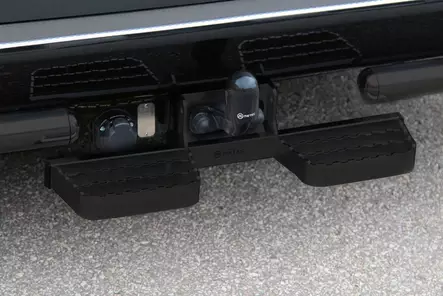 Bakre Fotsteg 600mm Svart - Tillbehör Transportbil & Pickup - 8020107897 - 2